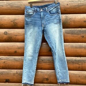 👖  FRYE RAW HEM Vintage DISTRESSED JEANS Sz 29 VNPLDVC